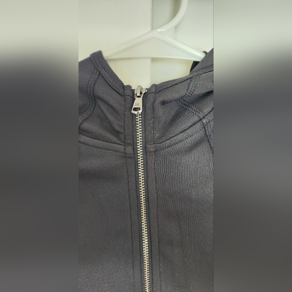 Gilly Hicks Active Recharge Hooded Crop Zip Up Top nwt Hollister - Picture 4 of 6